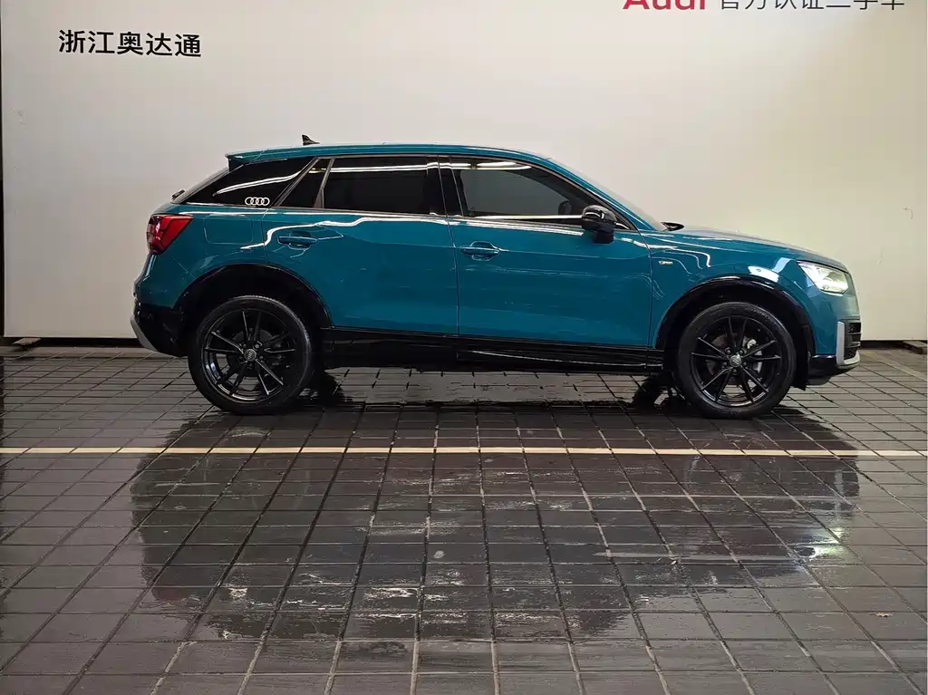 Audi Q2L — миниатюра 6
