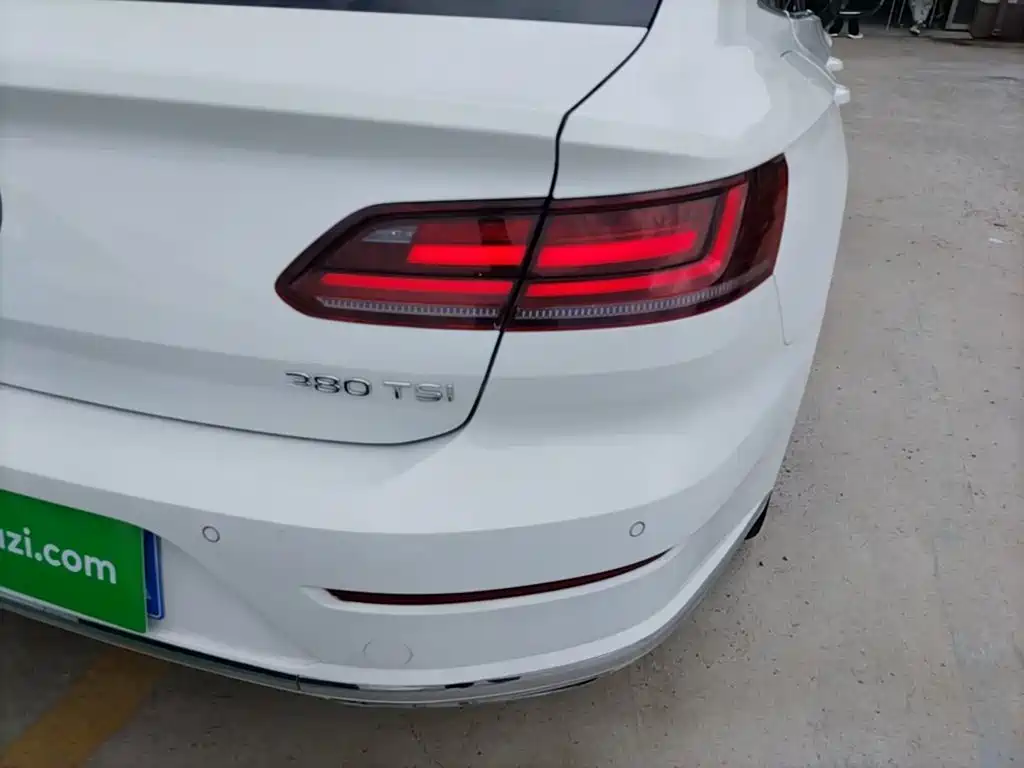 Volkswagen CC — миниатюра 8