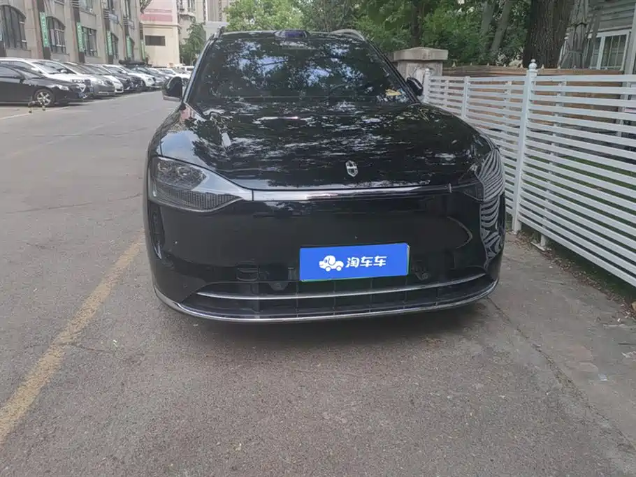 Aito M9 2025 Ultra 52kWh 6 мест (192 )
