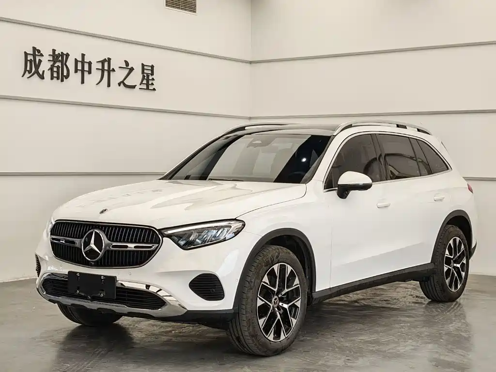 Mercedes-Benz GLC 2023
