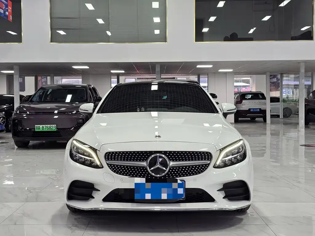 Mercedes-Benz C-Class (Import) — миниатюра 2
