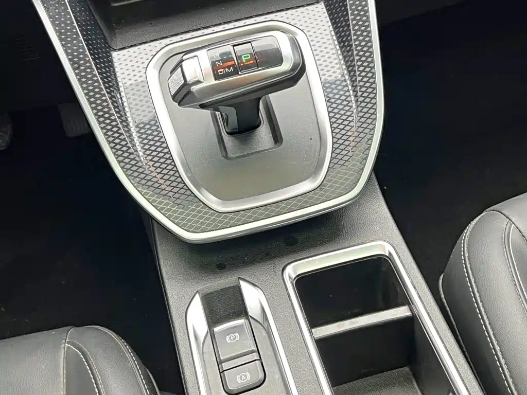 Haval M6 — миниатюра 22