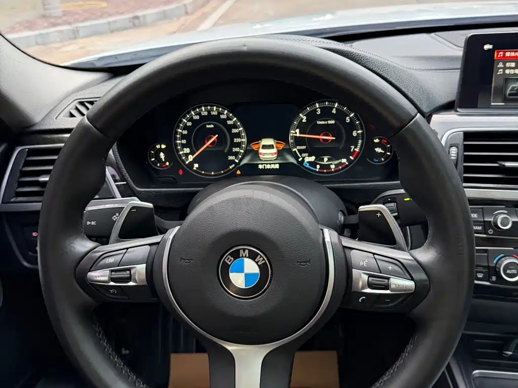 BMW 3 Series — миниатюра 11