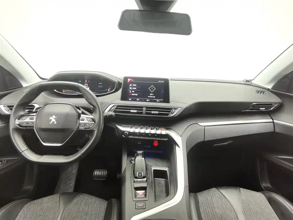 Peugeot 5008 2017 380THP 7 мест Elite