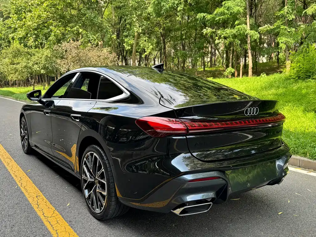 Audi A5L Sportback — миниатюра 8