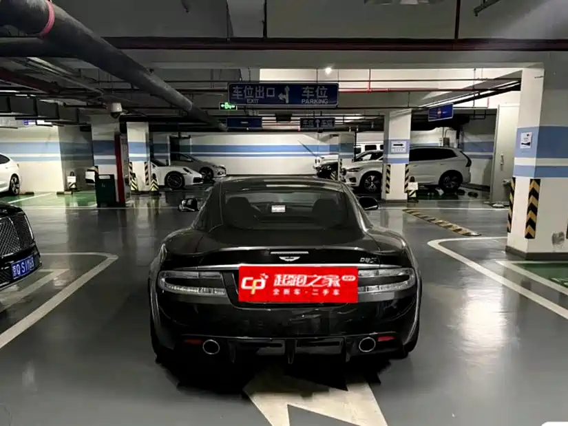 Aston Martin DBS — миниатюра 2