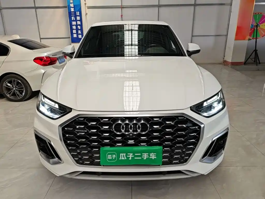Audi Q5L Sportback — миниатюра 3