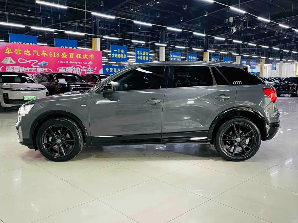 Audi Q2L — миниатюра 5