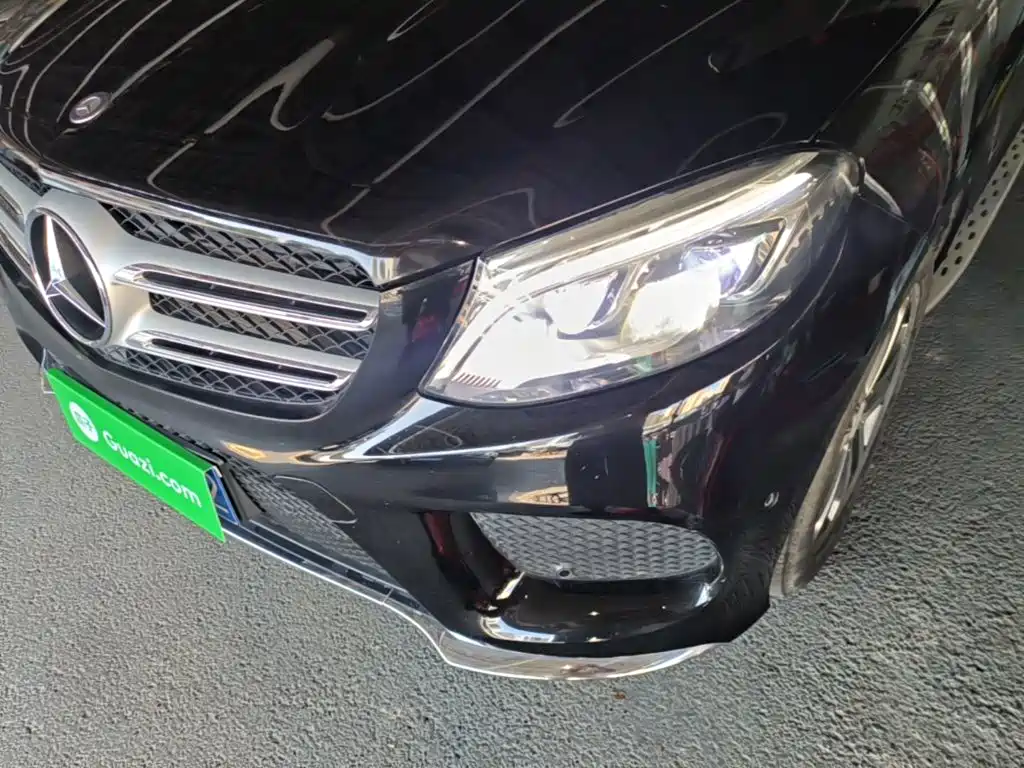 Mercedes-Benz GLE (Import) — миниатюра 24