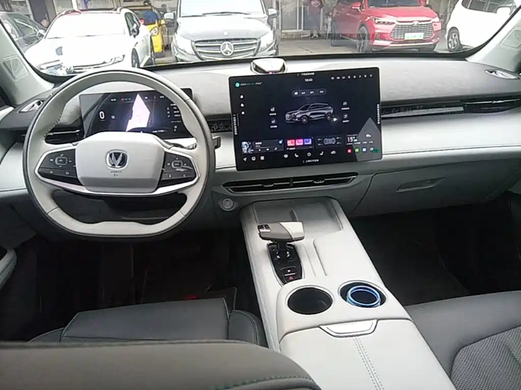 Changan UNI-Z — миниатюра 10