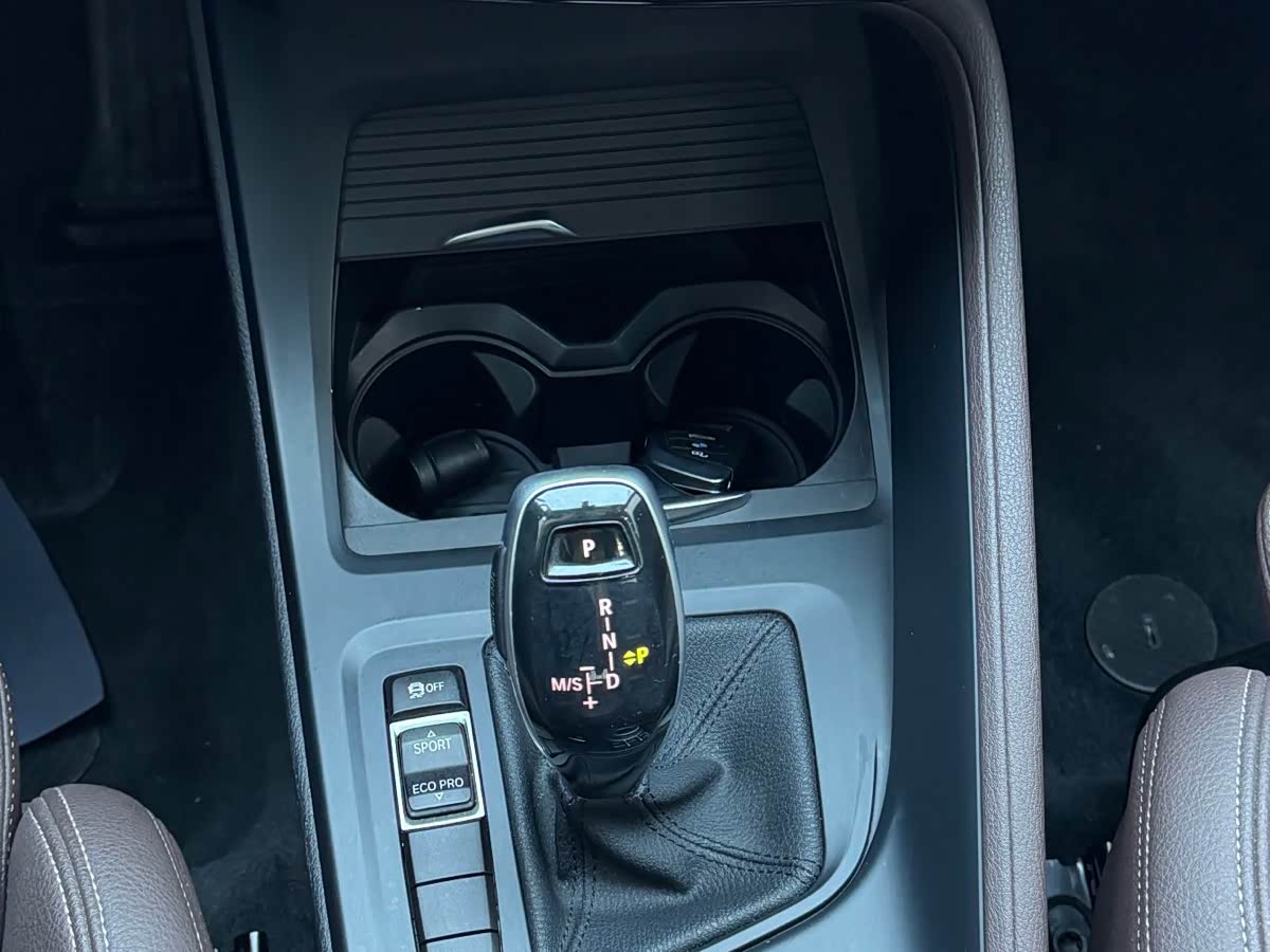 BMW X1 1.5 л 2022 г. Белый, пробег 45000 км