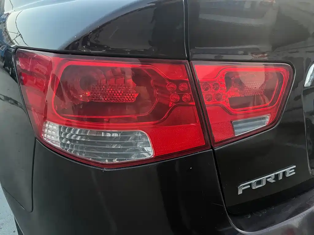 Kia Forte — миниатюра 9