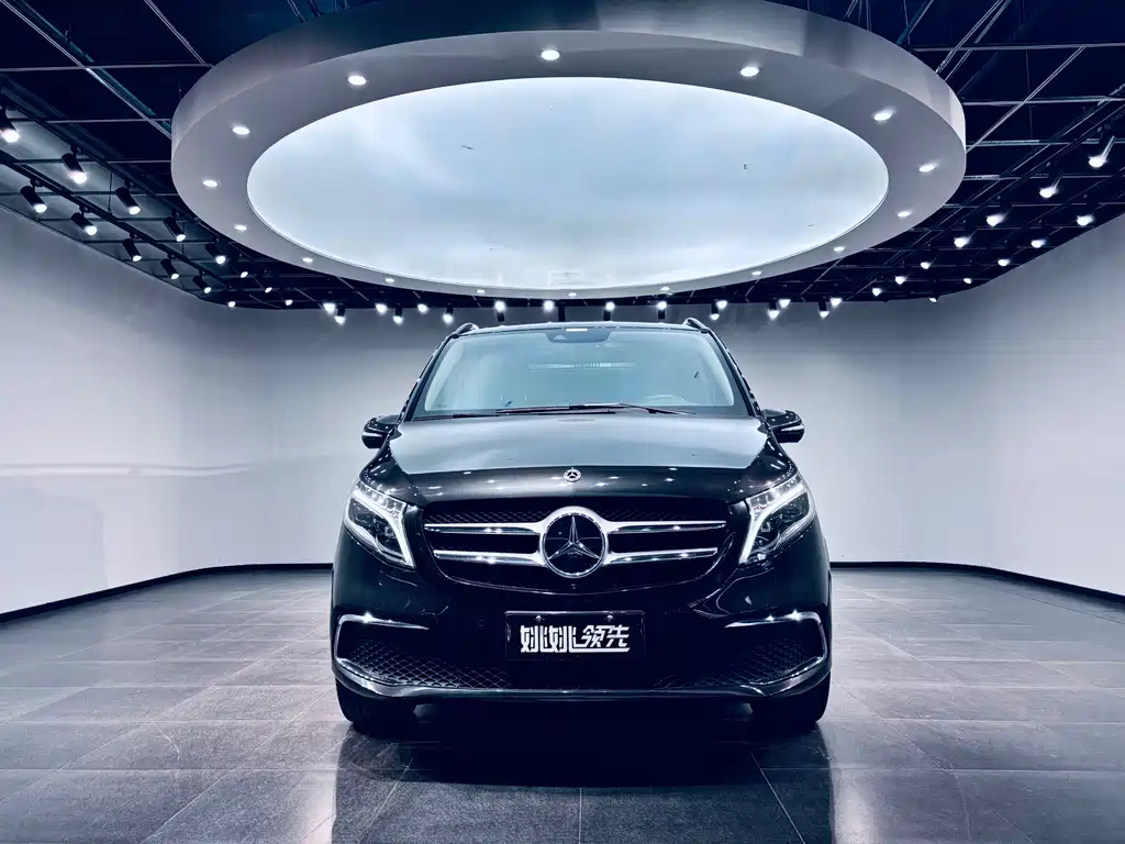 MERCEDES-BENZ V CLASS