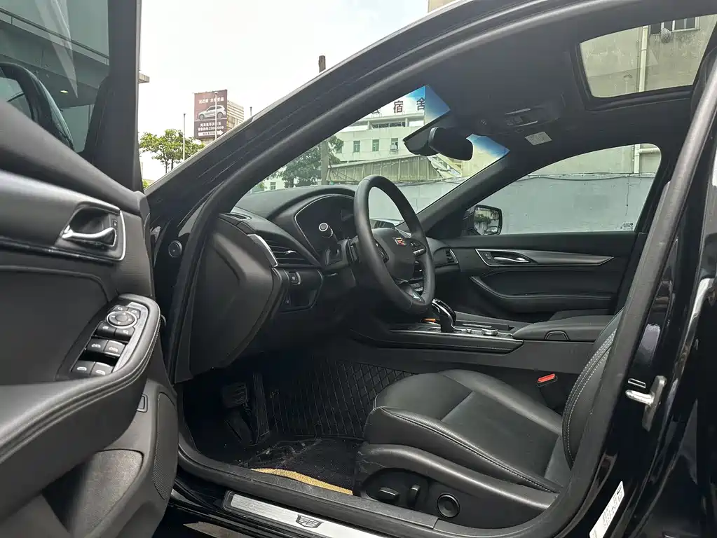 Cadillac CT5 2023 28T Luxury ( Standard )