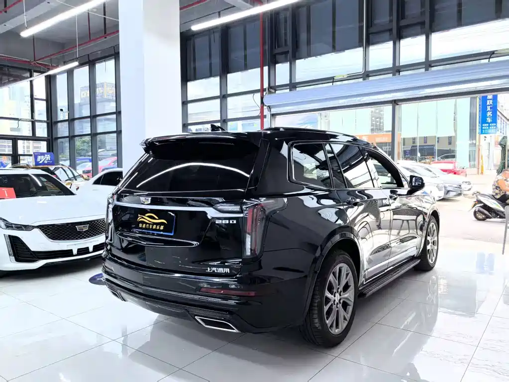 Cadillac XT6 — миниатюра 11
