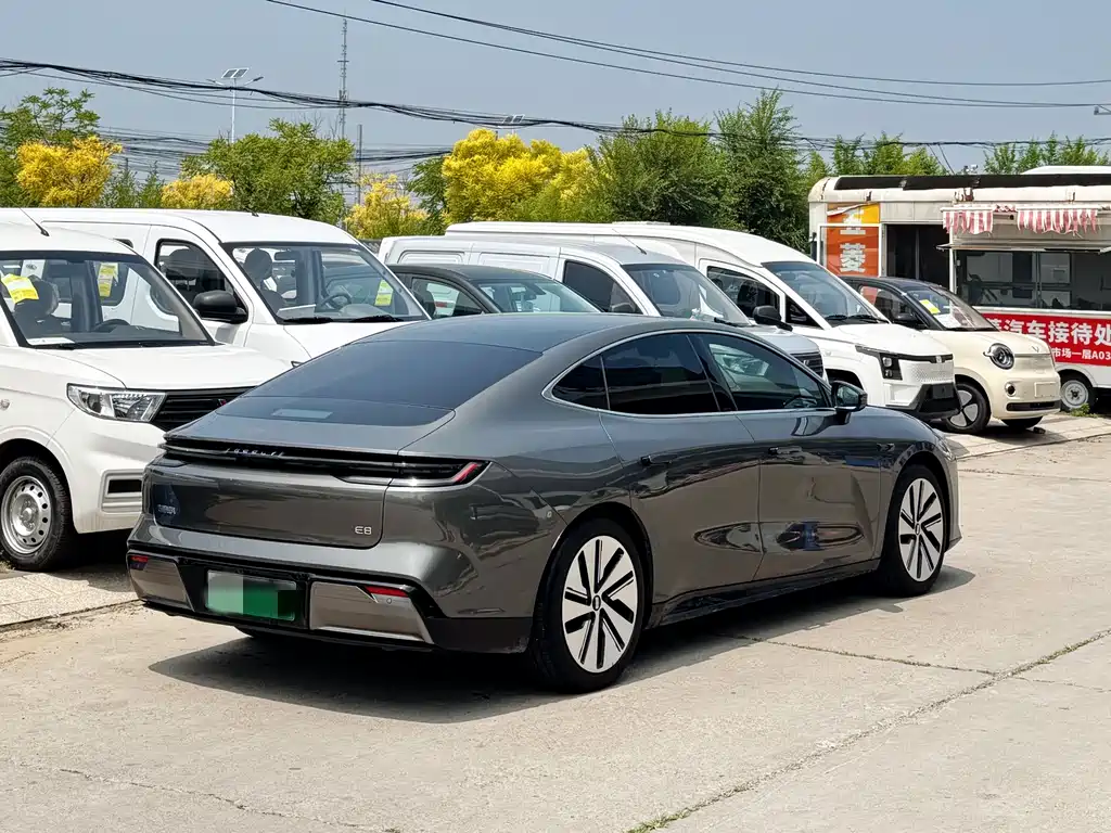 Geely Galaxy Galaxy E8 E8 2024 665km