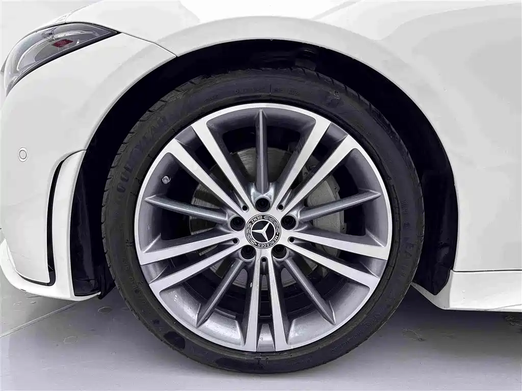 Mercedes-Benz CLS — миниатюра 29