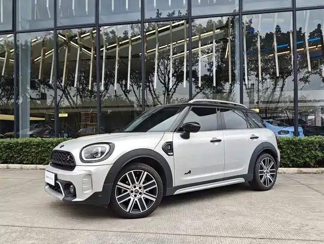 MINI COUNTRYMAN 2023