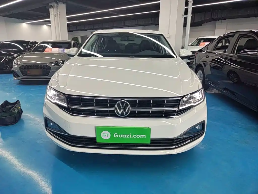 Volkswagen Bora — миниатюра 3