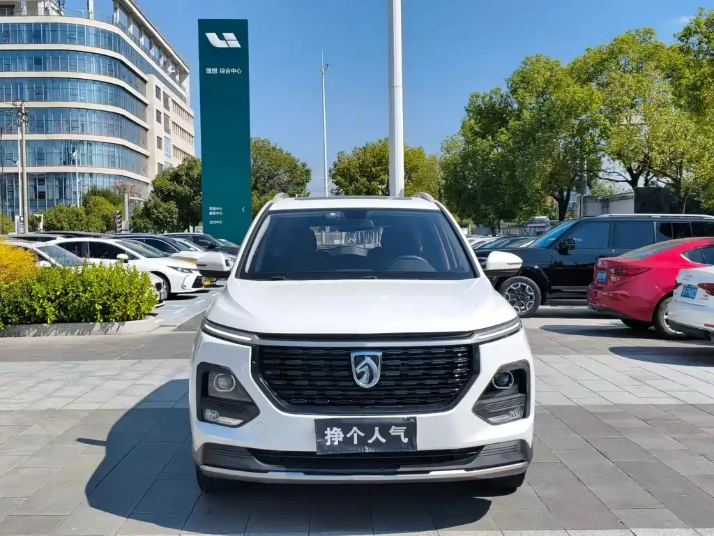 Baojun 530 — миниатюра 2