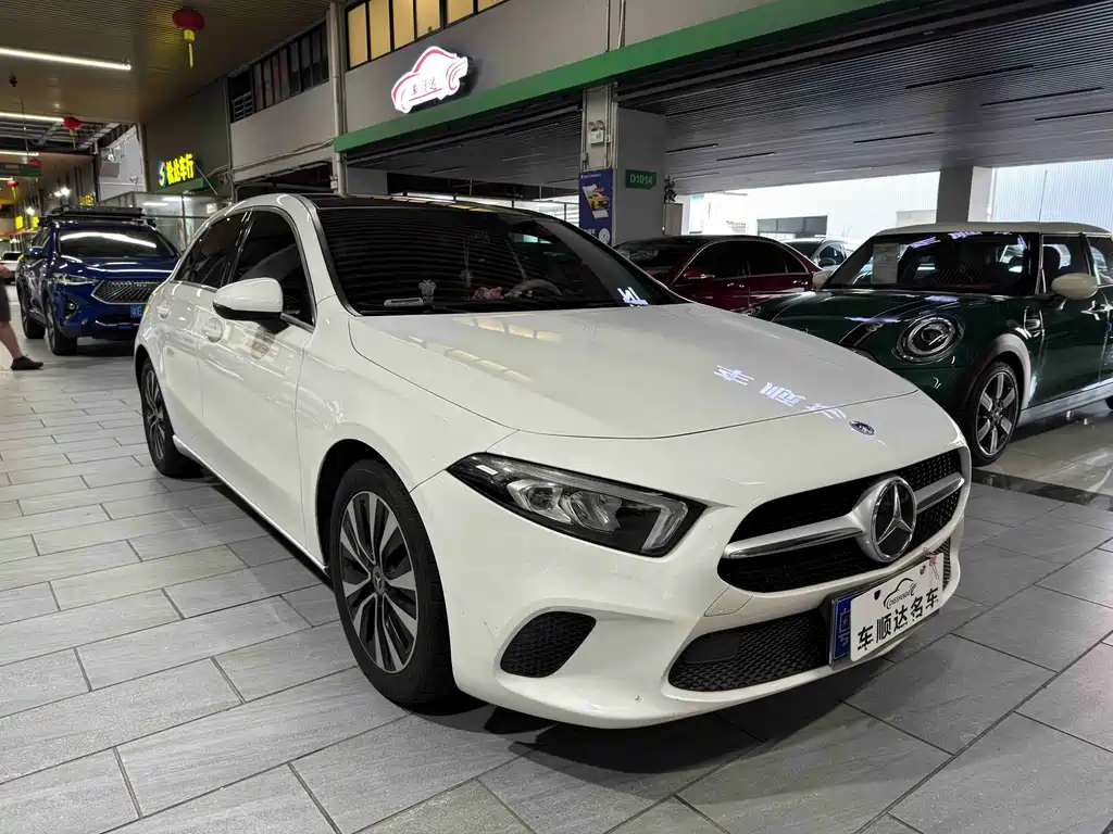 Mercedes-Benz A-Class (Import) — миниатюра 3