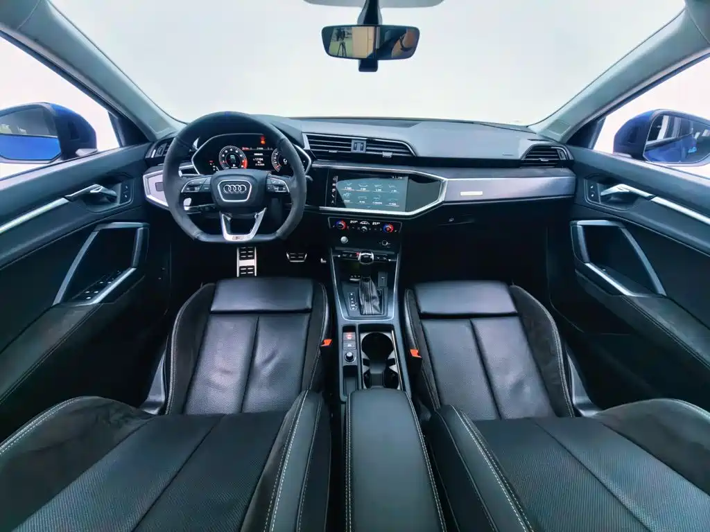 Audi Q3 Sportback 45 TFSI quattro Luxury Type, фото 9