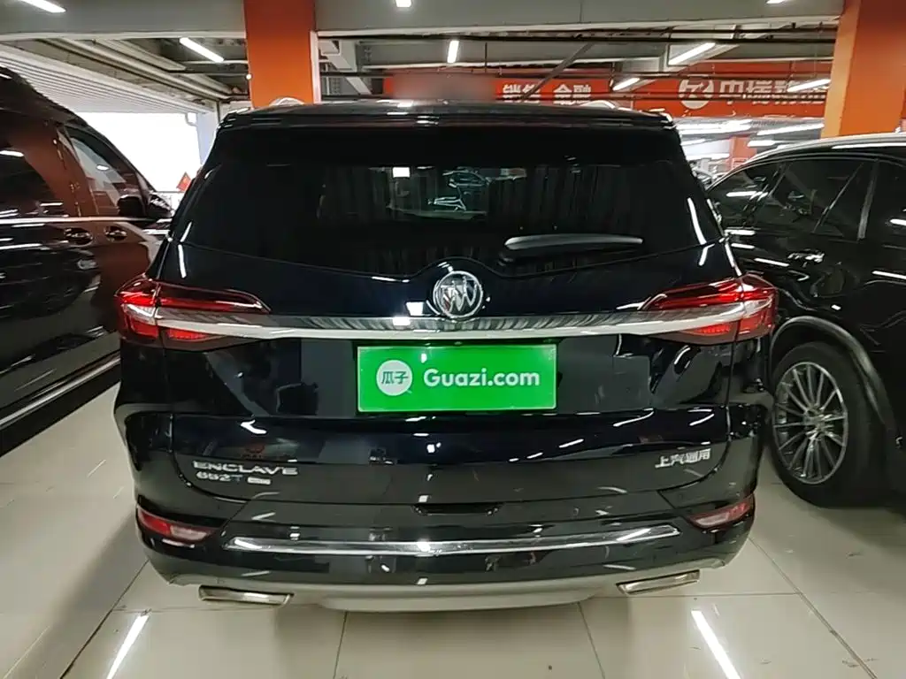 Buick Enclave — миниатюра 6