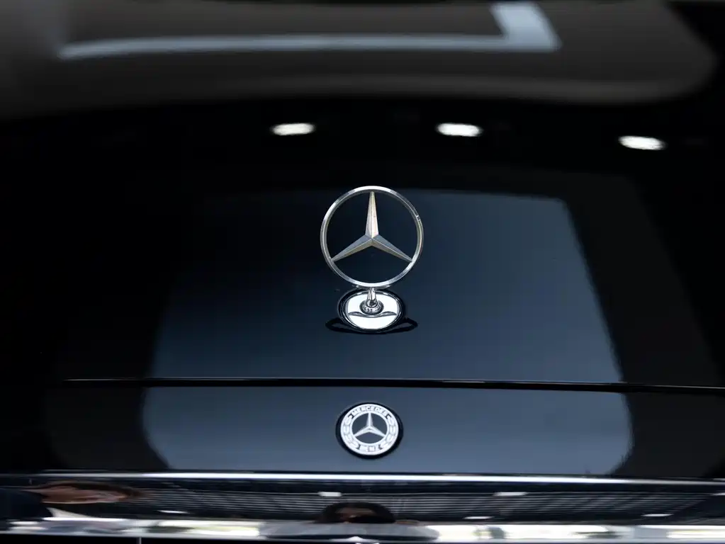 Mercedes-Benz S-Class — миниатюра 9