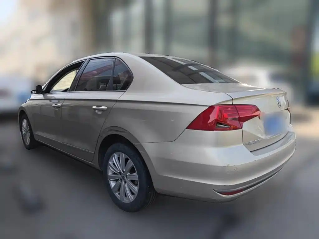 Volkswagen Bora — миниатюра 7