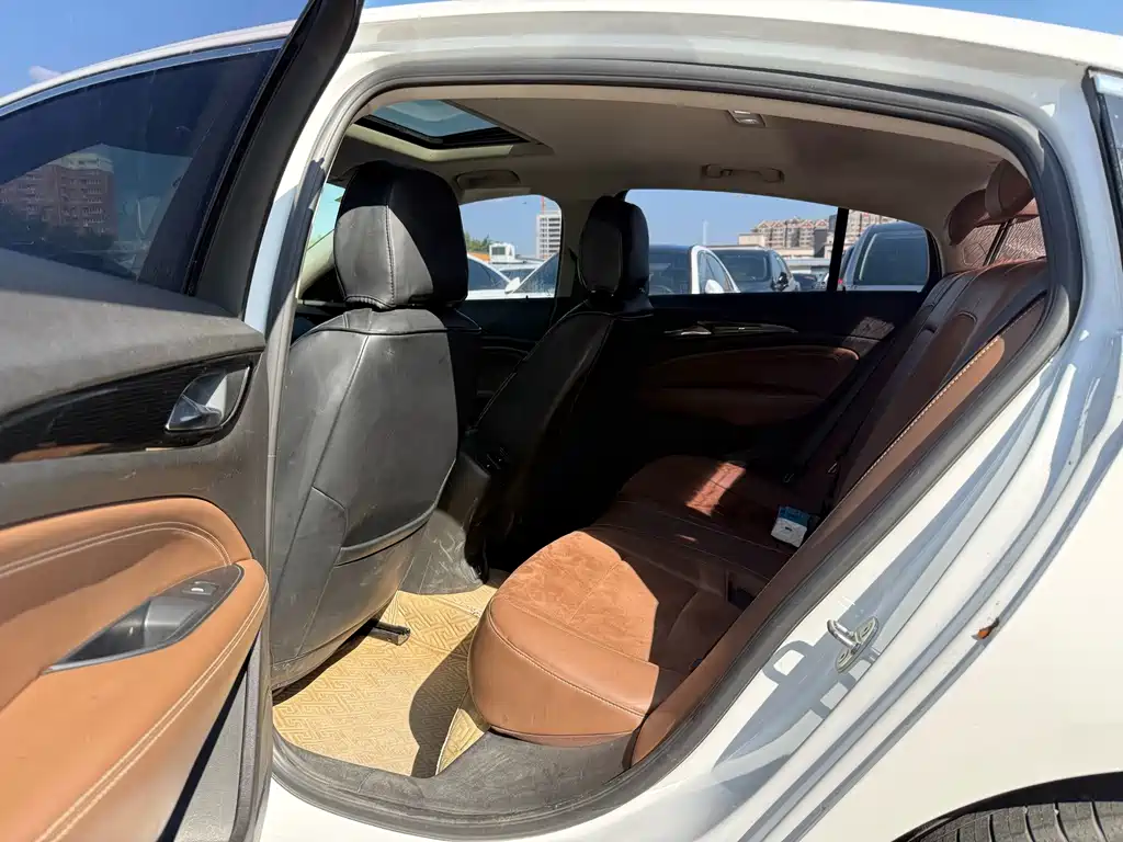 Buick Regal — миниатюра 8