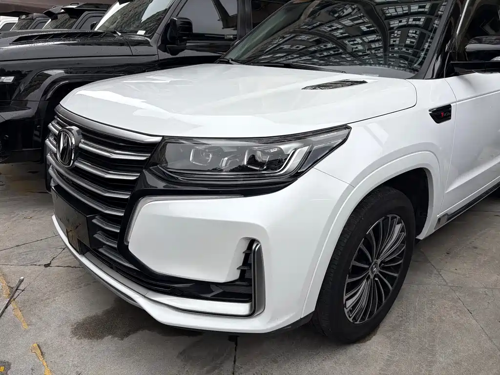 Changan CS95