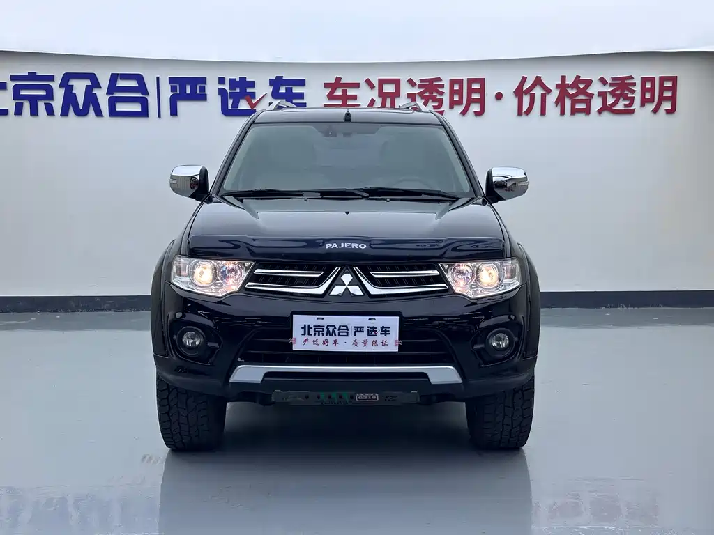 Mitsubishi Pajero Sport — миниатюра 3