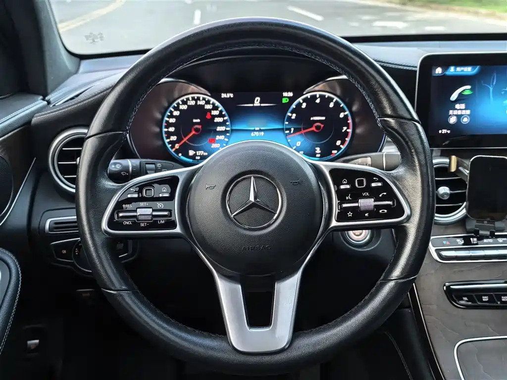 Mercedes-Benz GLC 2020 GLC 300 L 4MATIC