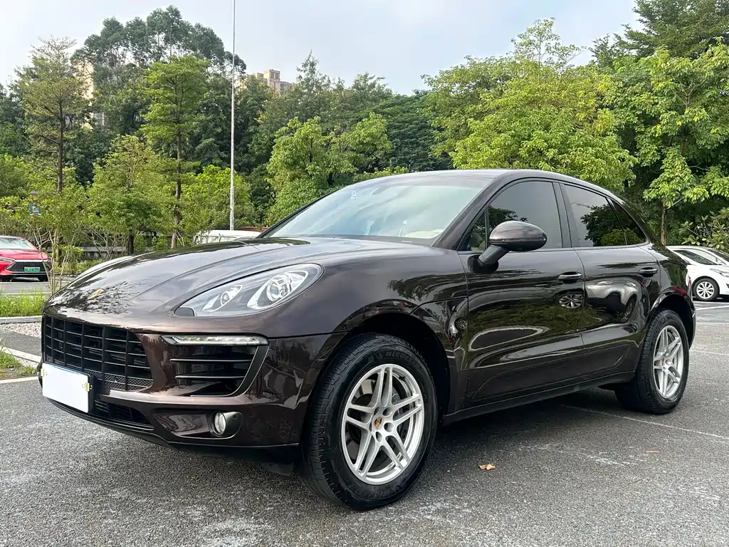 Porsche Macan 2015