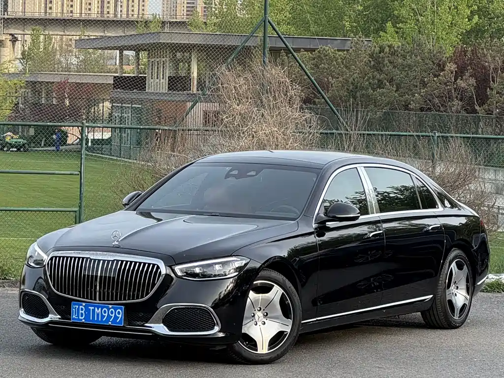 Mercedes-Benz S-Class 2024