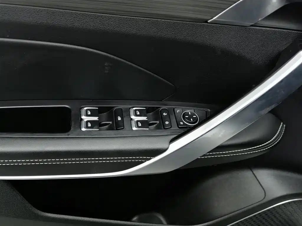 Geely Boyue 2020 1.8TD DCT PRO