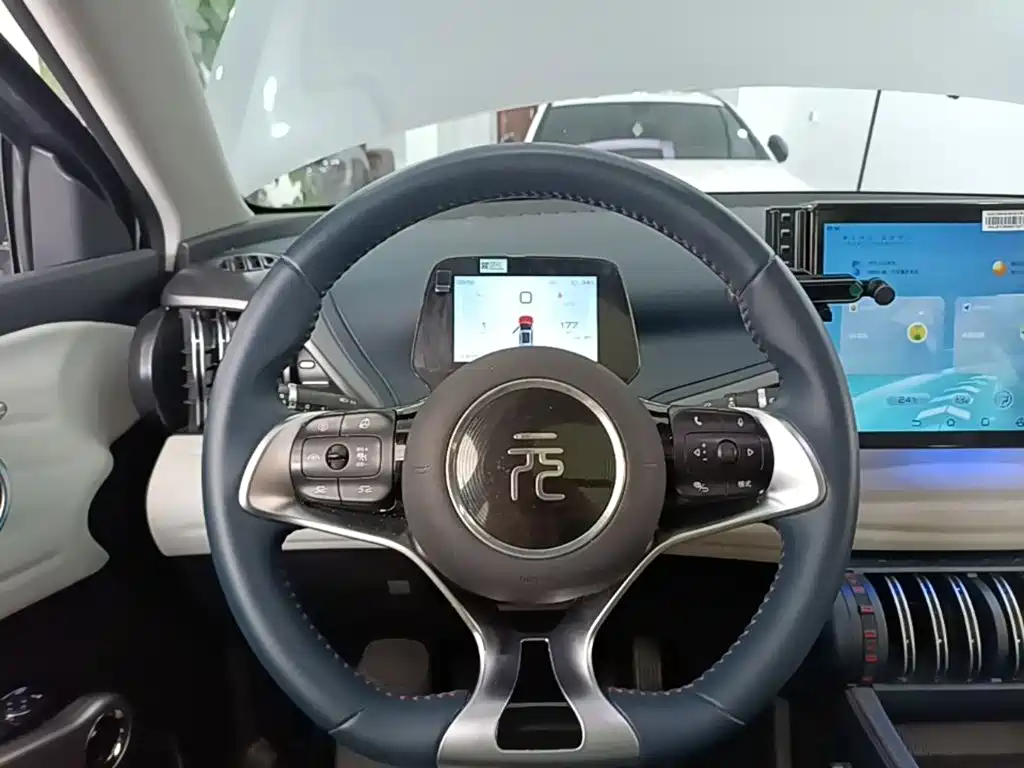 BYD Yuan Plus — миниатюра 11