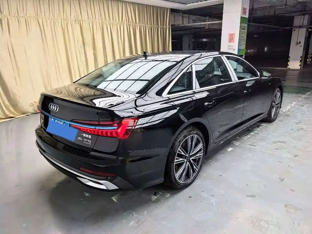 Audi A6L — миниатюра 7