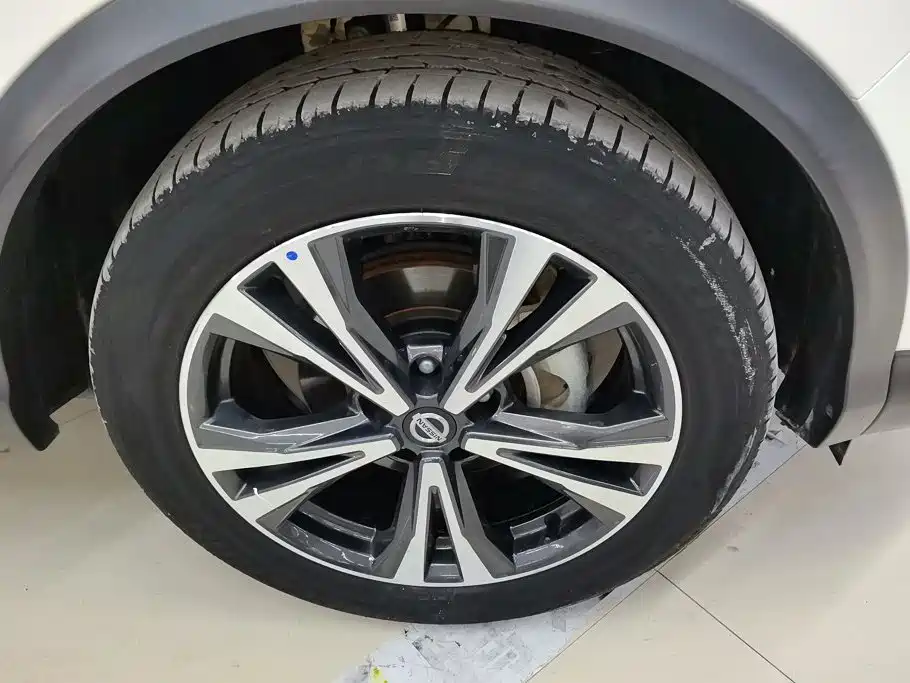 Nissan Qashqai — миниатюра 6
