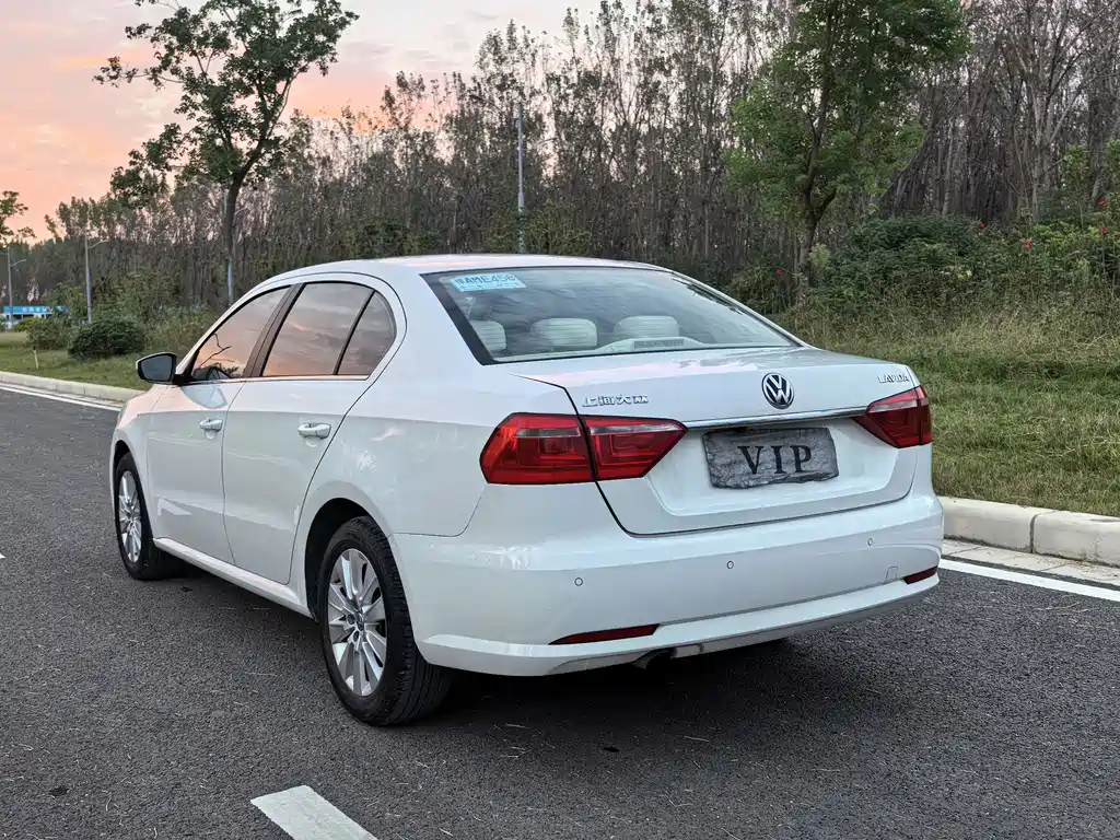Volkswagen Lavida — миниатюра 18