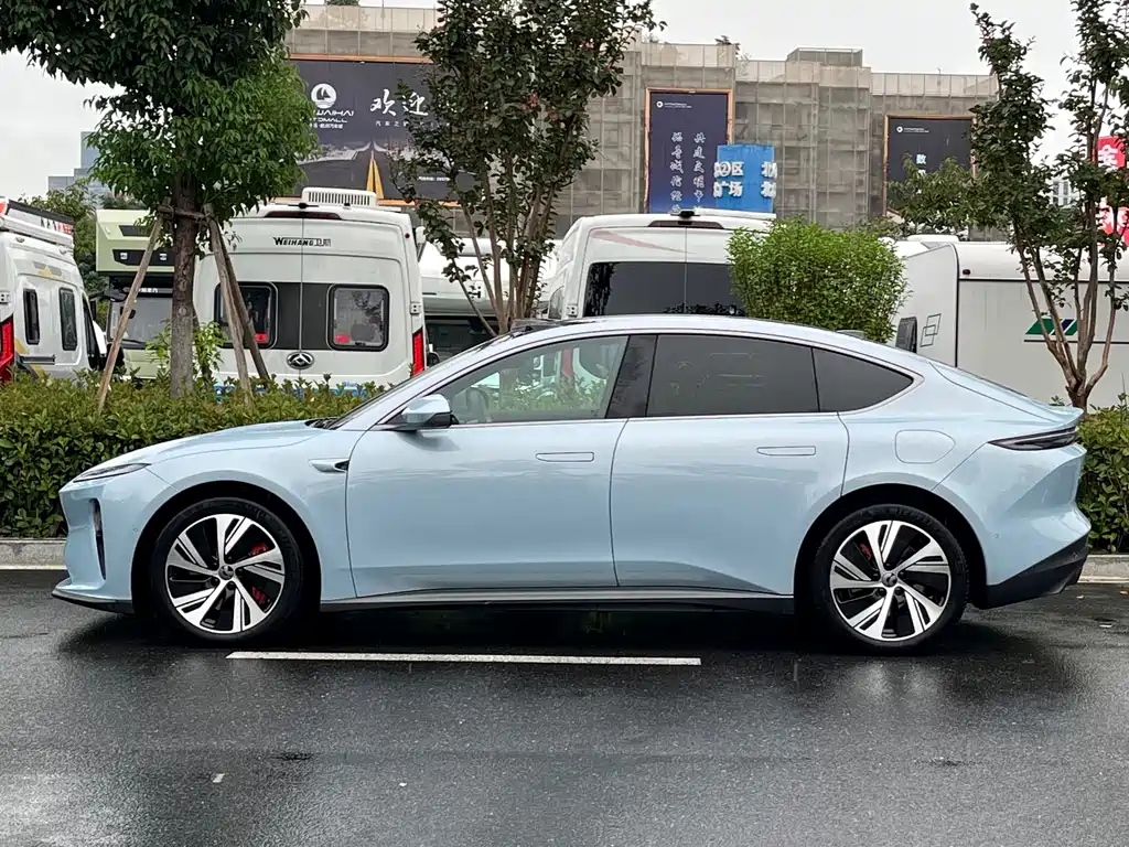 NIO ET5 — миниатюра 3