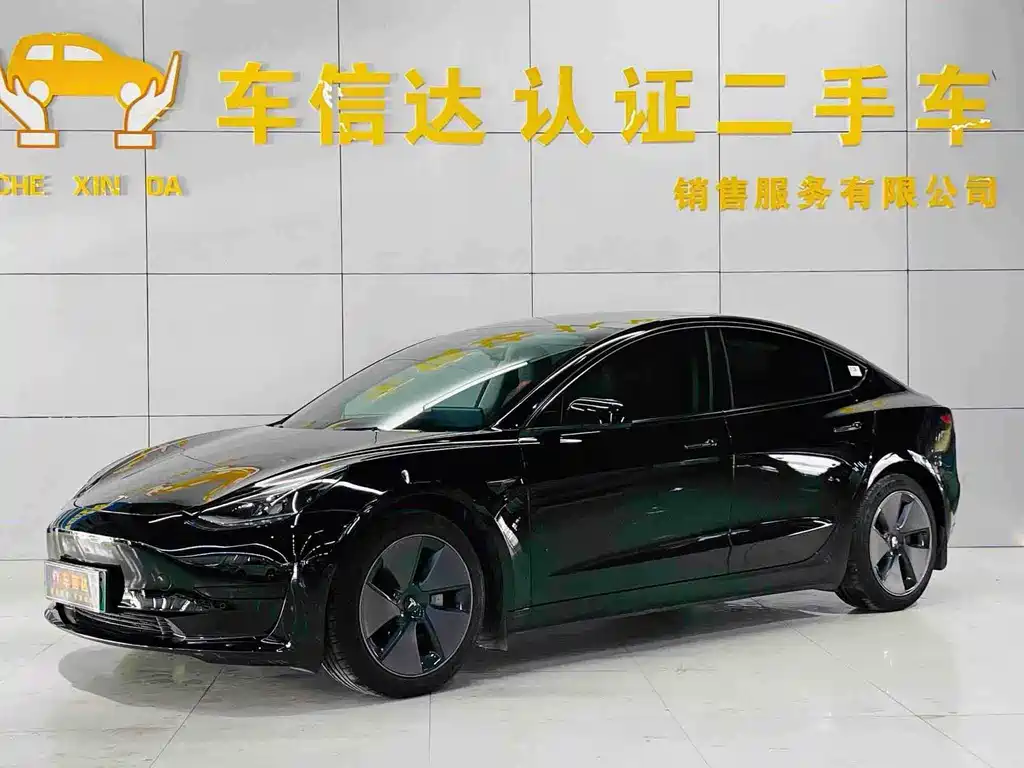 Tesla Model 3 2023