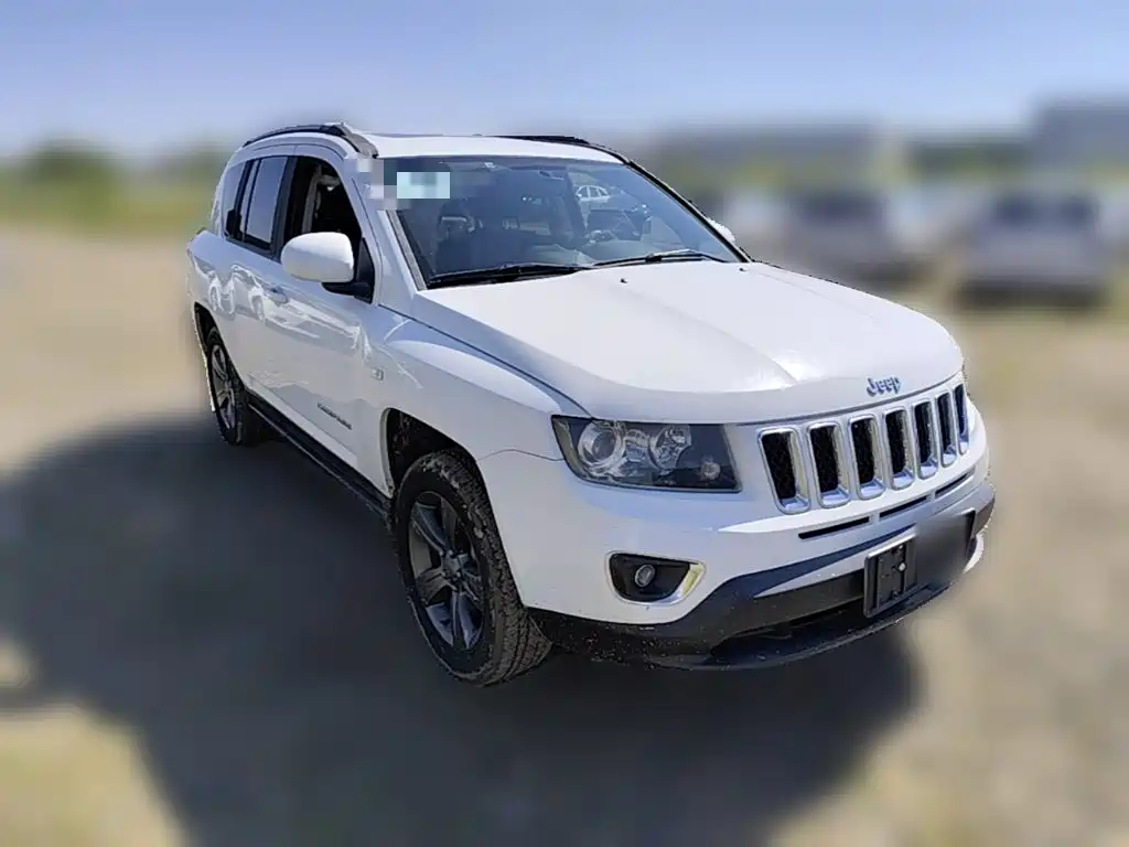 Jeep Compass (Import) — миниатюра 6