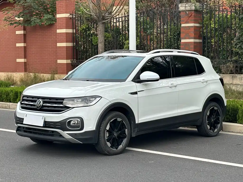 Volkswagen Tharu XR