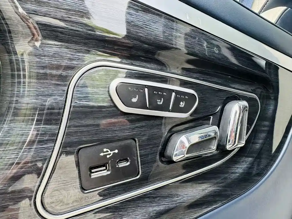Buick GL8 — миниатюра 21