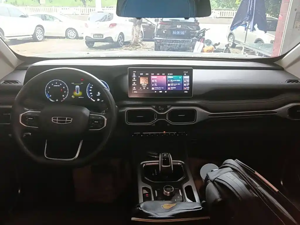 Geely Haoyue — миниатюра 10