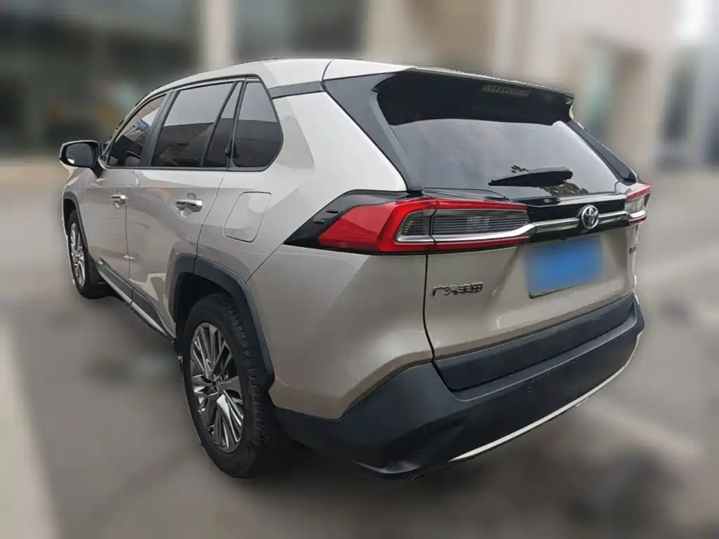 Toyota Wildlander — миниатюра 7