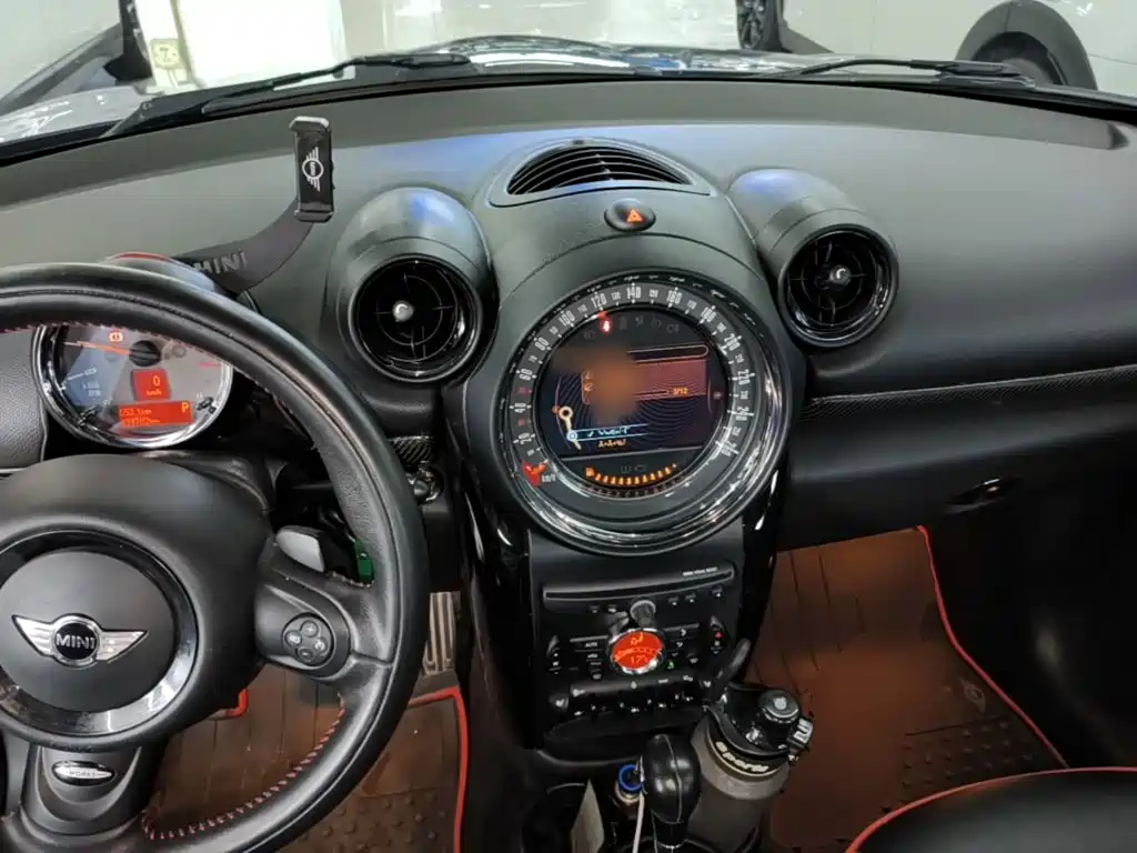 MINI Mini JCW Countryman — миниатюра 10