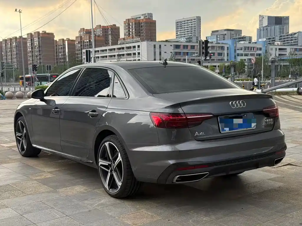 Audi A4L — миниатюра 14