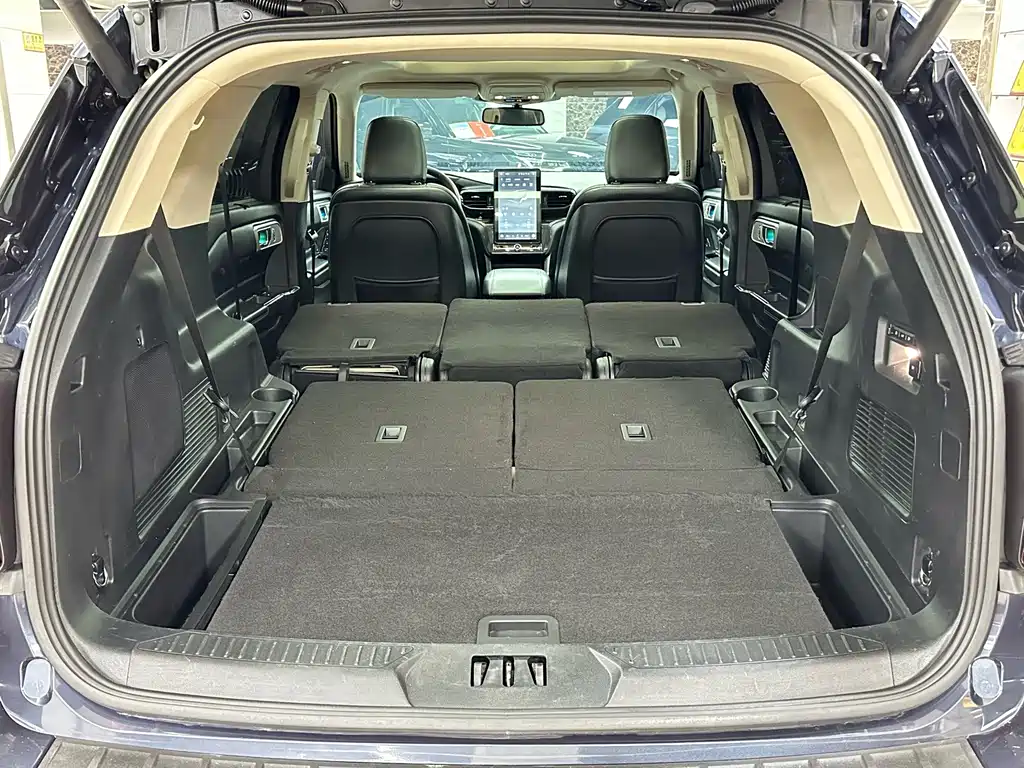 Ford Explorer — миниатюра 25